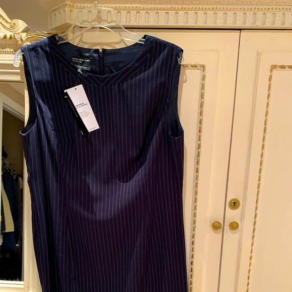 Amazing brand new Jone New York strips dress navy in white. Size : 14 - Picture 8 of 13